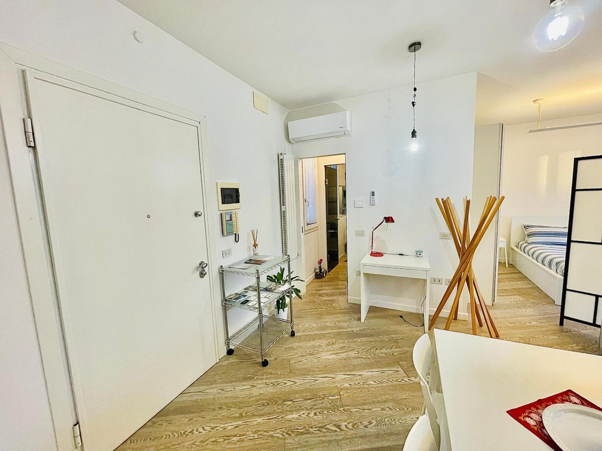 Ferienwohnung Loft In Piazza Vittoria Treviso Exterior foto